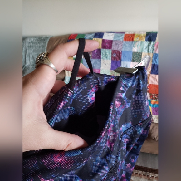 NWOT hit! Floral high waist Avia work out leggings - Picture 13 of 14